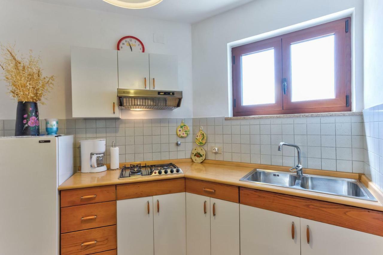 Apartments Redenta Tar-Vabriga Екстериор снимка
